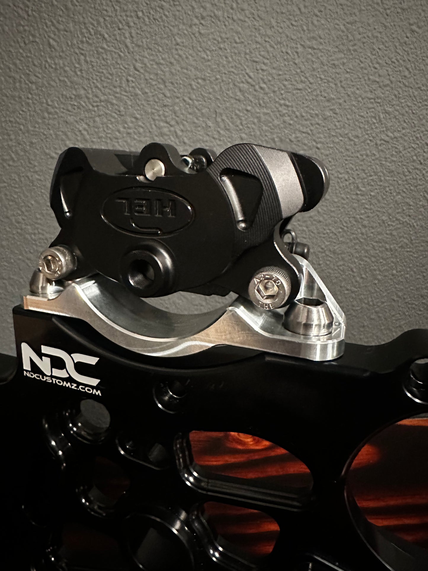 BREMBO RADIAL CALIPER ADAPTER