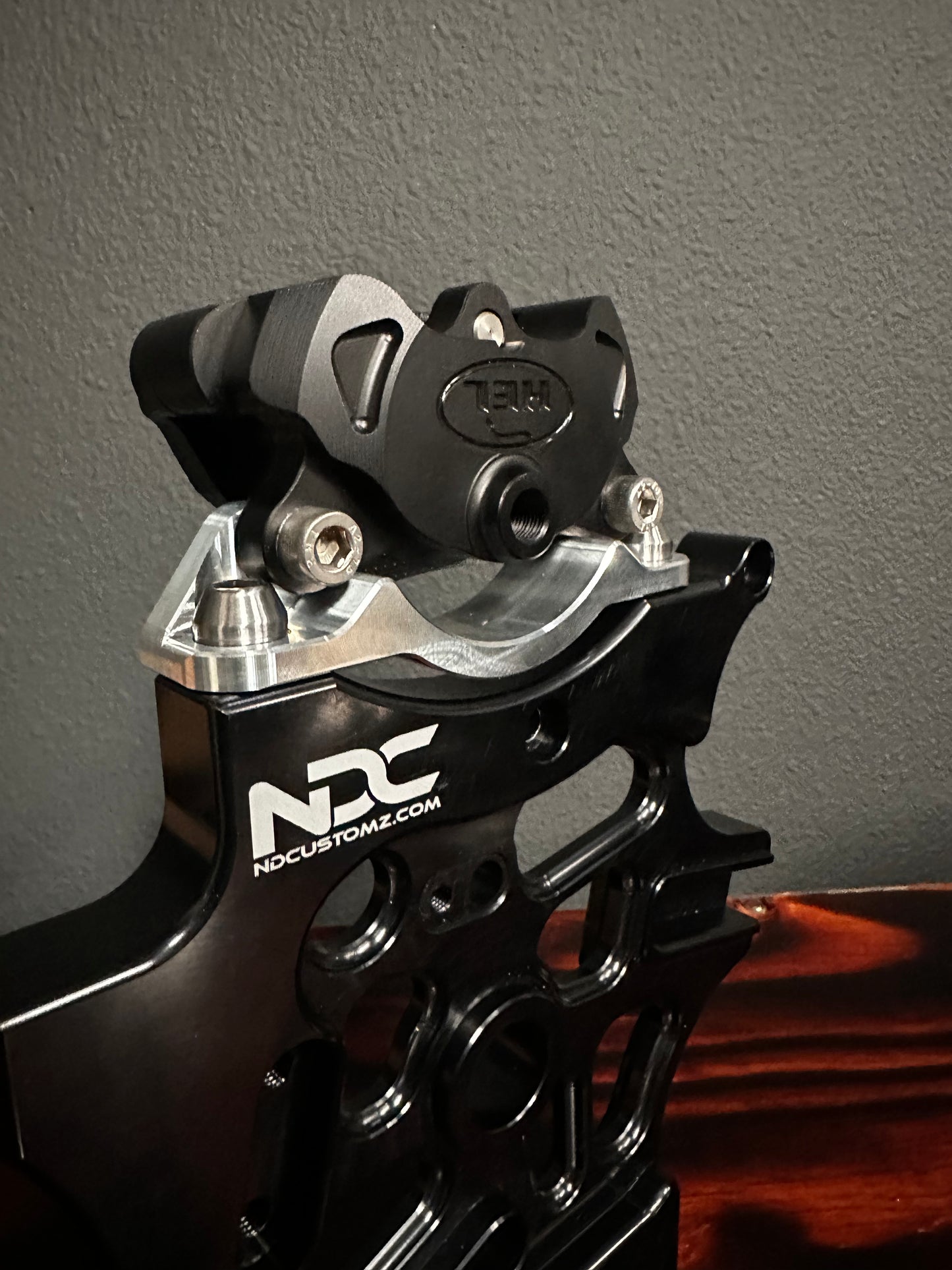 BREMBO RADIAL CALIPER ADAPTER