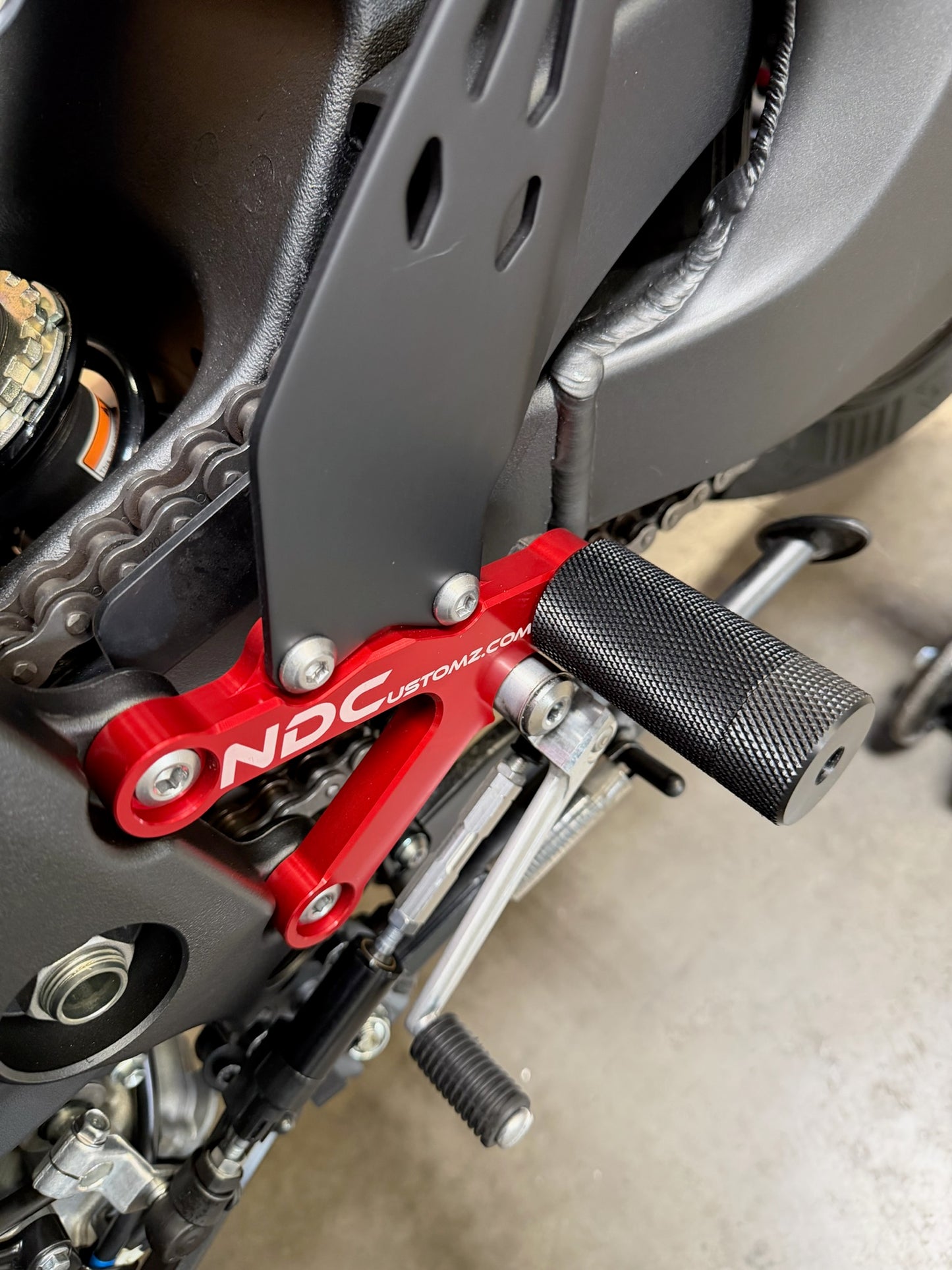 09-25 ZX6R/636 Rear Sets & Pegs